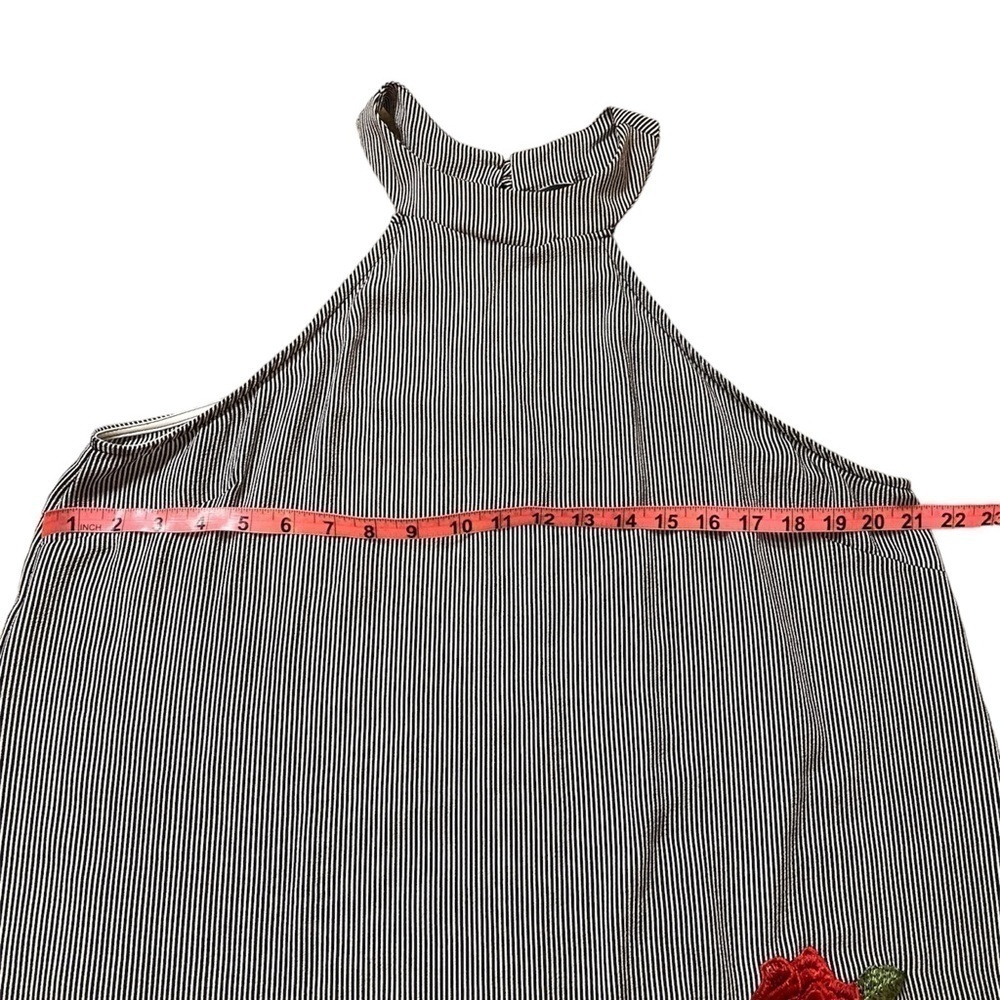 Libian Top Black And White Lines Size 2X - Picture 2 of 4